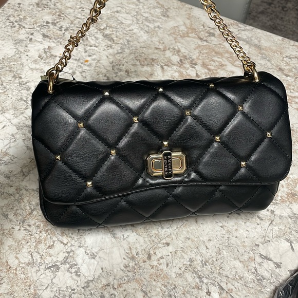 BADGLEY MISCHKA Crossbody W / Diamond quilted & studs on cover - Picture 3 of 8